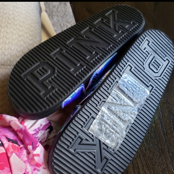 New PINK VS Halographic Logo Crisscross Spellout Slip-On Slide Sandal Medium 7/8 - Picture 4 of 4